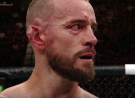 ufc-203-cm-punk-se-fait-demonter-par-mickey-gall-pour-sa-premiere