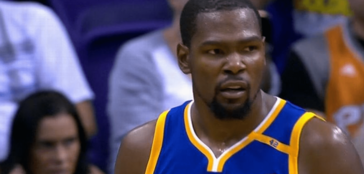 Kevin Durant impérial contre les Suns pour sauver les Warriors