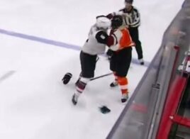 La magie de la NHL : un but et une baston au même moment