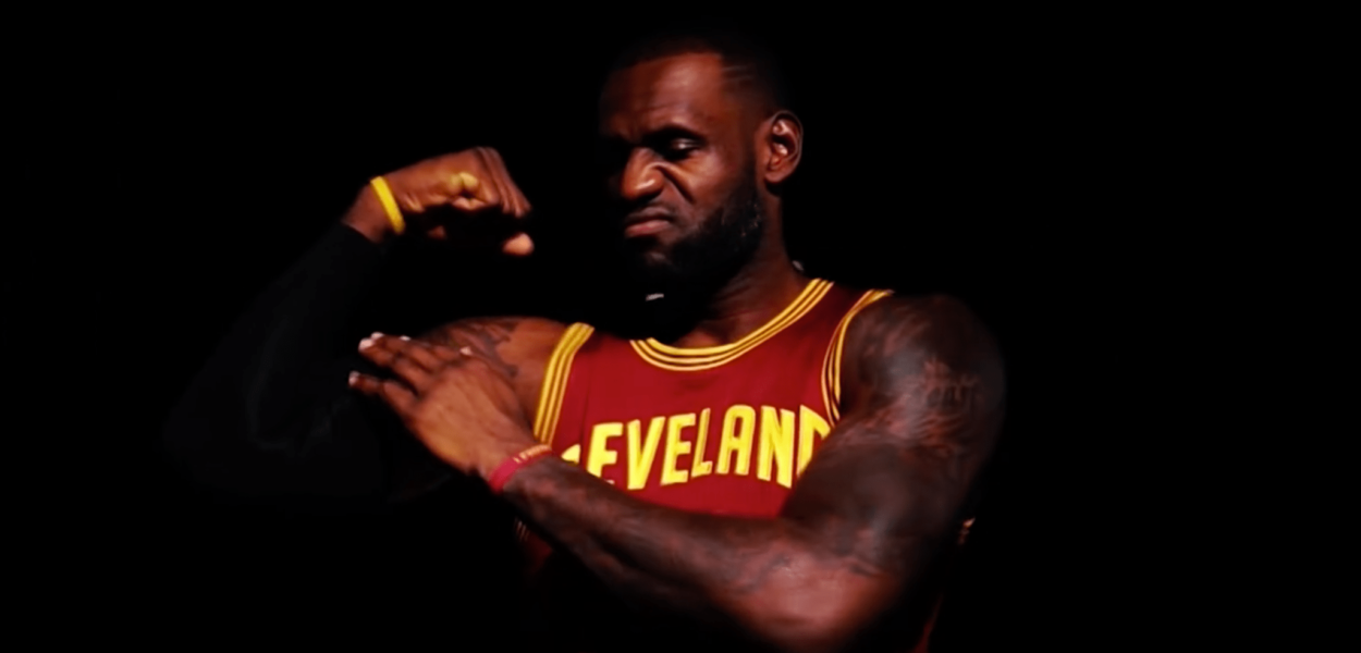 L'introduction des Cavaliers pour la saison 2016-2017 est une dinguerie