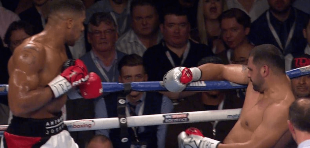 Anthony Joshua a démoli Eric Molina – 18e KO de suite
