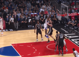 DeAndre Jordan envoie Pau Gasol à la retraite