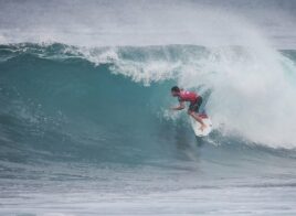 Michel-Bourez-Billabong-Pipe-Masters