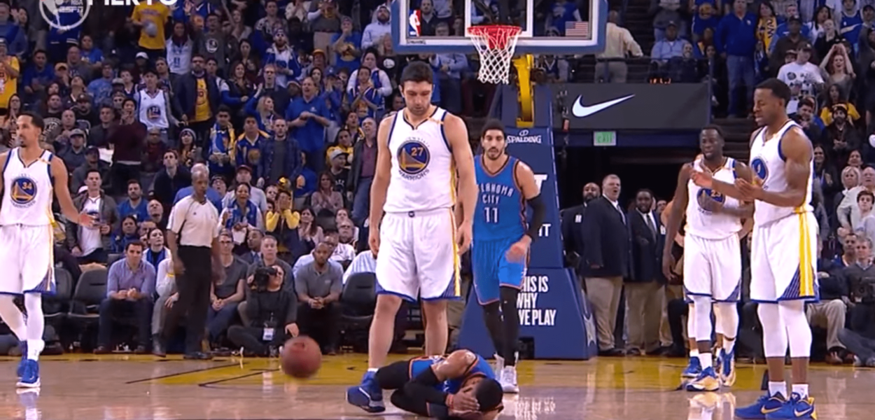 Zaza Pachulia Russell Westbrook