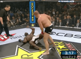 Fedor vs. Brett Rogers – Il aura suffi d’un parpaing