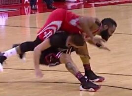 James Harden, le filou magnifique contre les Chicago Bulls