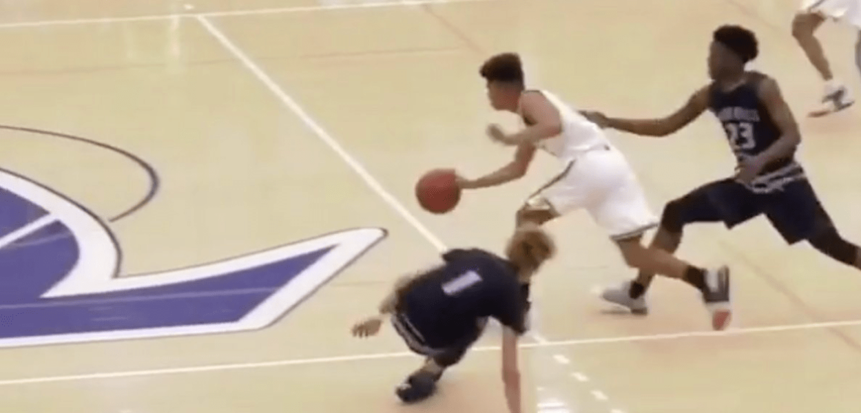 LaMelo Ball se fait salement crosser contre Long Beach Poly
