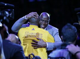 Magic Johnson devient le President des Opérations Basket des Lakers