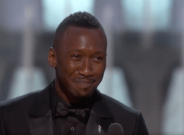 Mahershala Ali devient le premier acteur musulman à remporter un Oscar