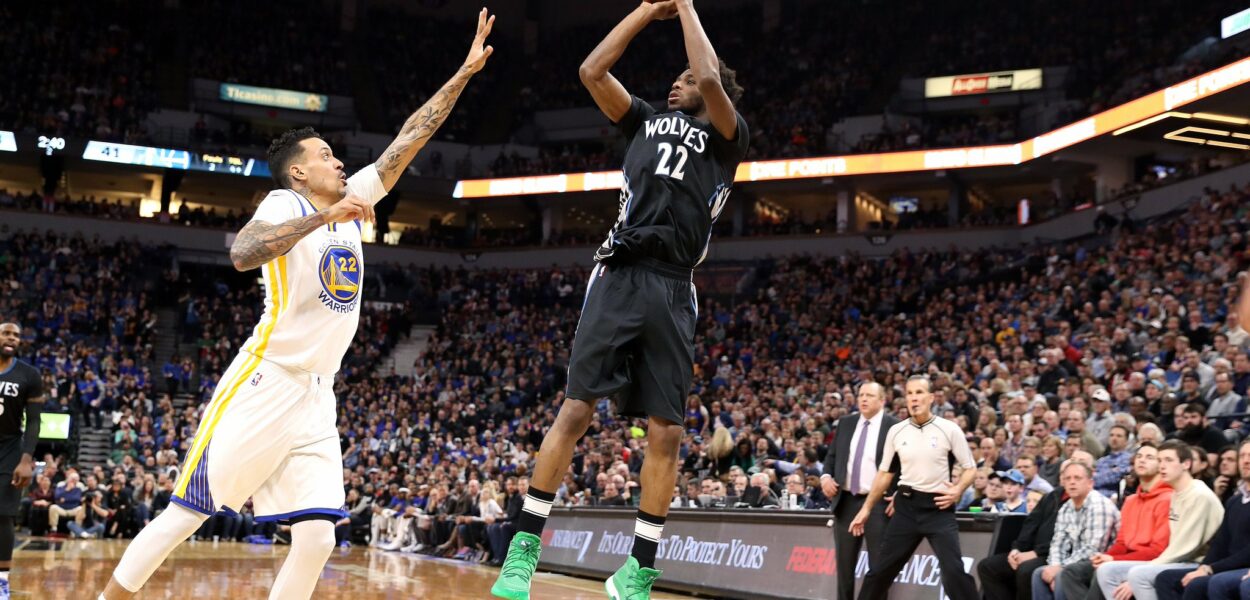 Les Warriors s’inclinent face aux Wolves d’un très bon Wiggins