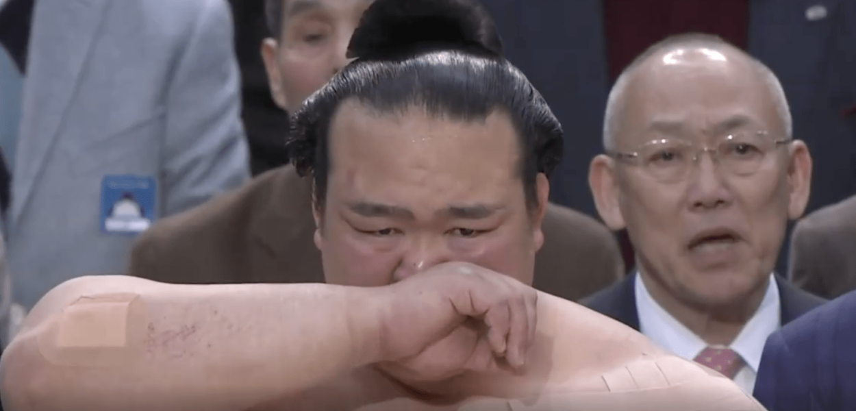 Pour son premier combat en tant que Yokozuna, Kisenosato l’emporte