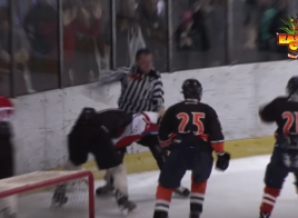 Baston générale entre les joueurs et arbitres lors d’un match de hockey