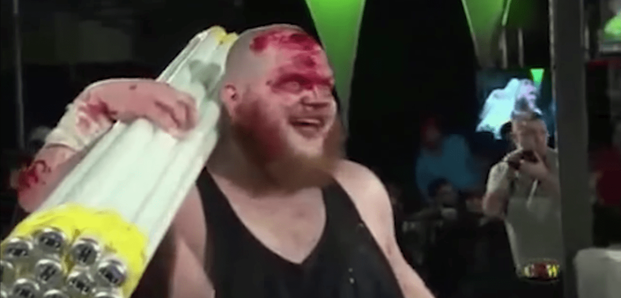 Dans l’enfer du Death Match Wrestling avec Matt "Bulldozer” Tremont