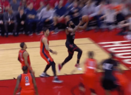 James Harden fait la totale à Enes Kanter lors du Game 1