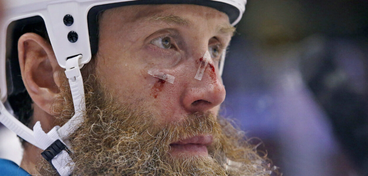 Joe Thornton a joué avec deux ligaments déchirés