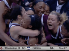 Mississippi State met fin à la série de 111 victoires de UConn au buzzer