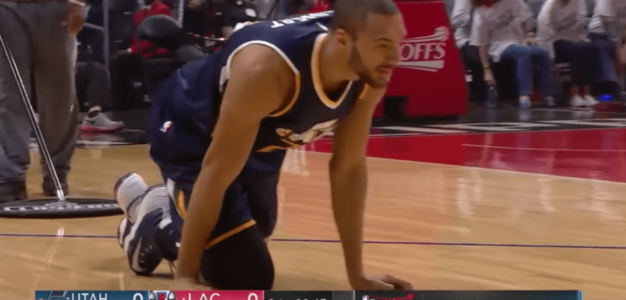 Après 13 secondes de jeu, Rudy Gobert se blesse contre les Clippers