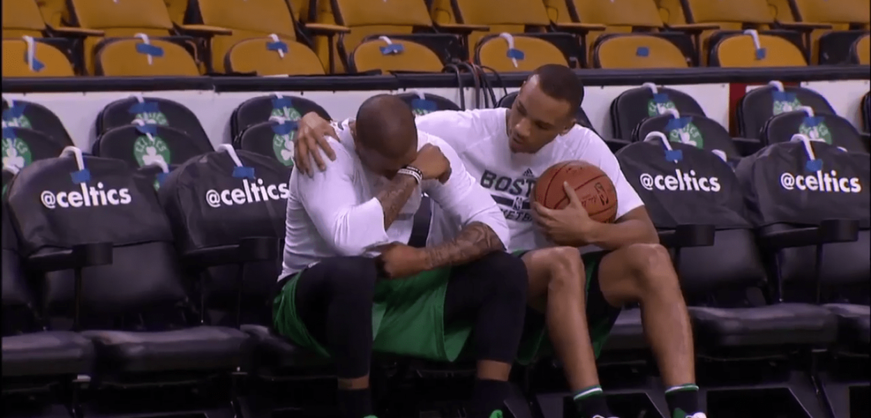 Quelques heures après les larmes, Isaiah Thomas était bien là