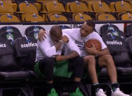 Quelques heures après les larmes, Isaiah Thomas était bien là