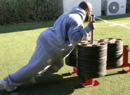James Harrison, le linebacker des Steelers, continue ses workouts de folie