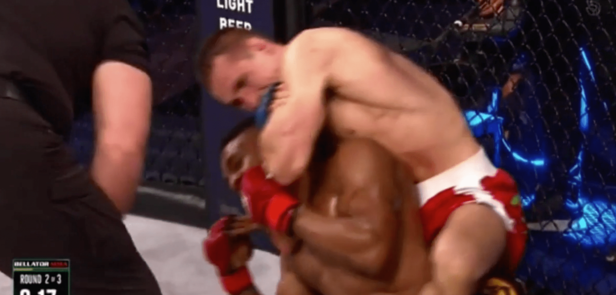 Rory MacDonald termine tranquillement Paul Daley par étranglement