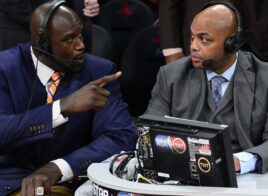 Shaquille O Neal Charles Barkley-min