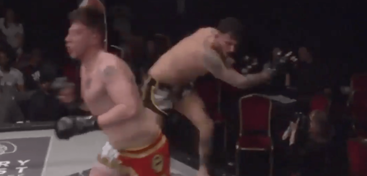 MMA – il perd par TKO après avoir passé son temps à fuir