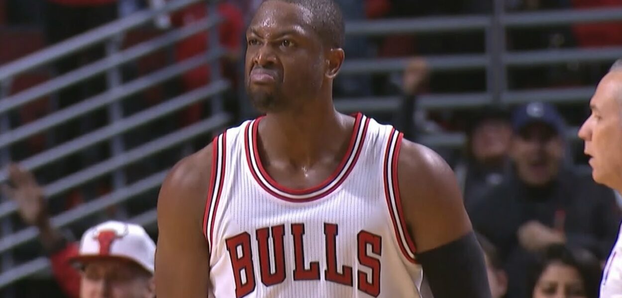 Dwyane Wade active sa player option et reste aux Chicago Bulls