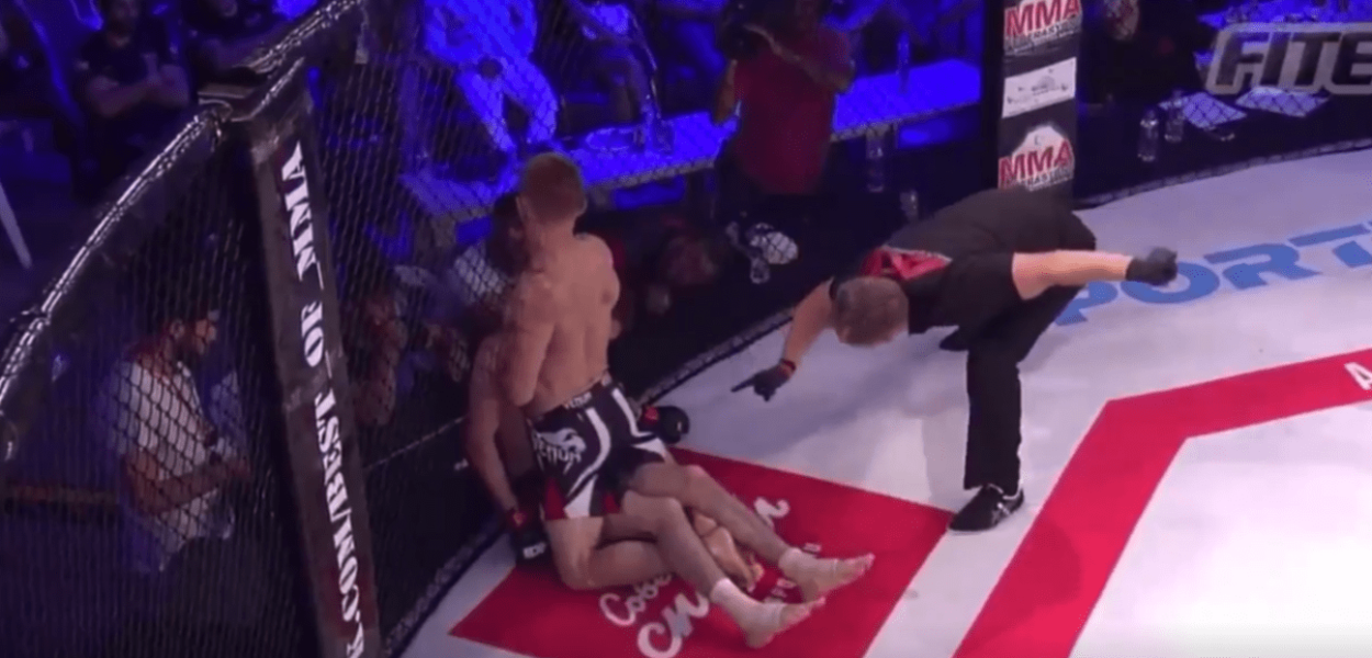 ACB 64 Mis inconscient, il revient et met son adversaire KO