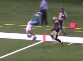 Golden Tate ridiculise la défense des Saints et fait un salto pour son touchdown