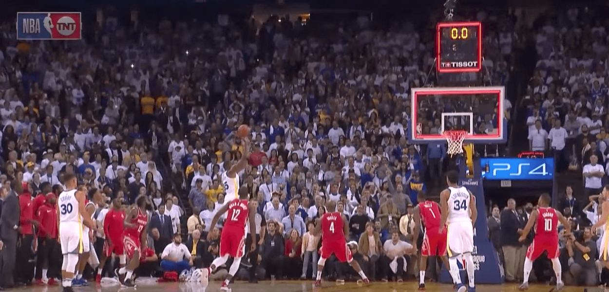 Kevin Durant a manqué le buzzer beater pour quelques centièmes