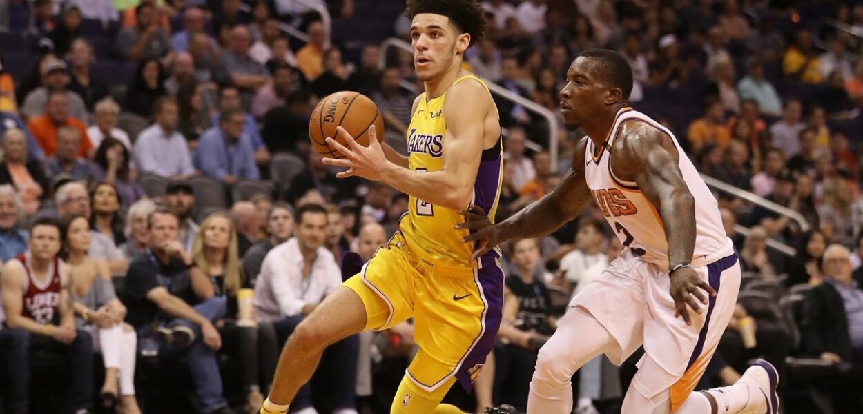 Lonzo Ball ferme des bouches contre les Suns