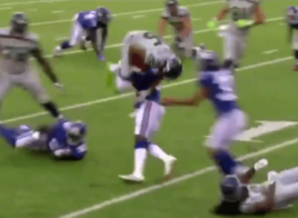 Landon Collins a soulevé Tyler Lockett pour le slam contre les Seahawks