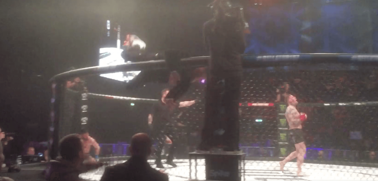 Conor McGregor Bellator 187 arbitre
