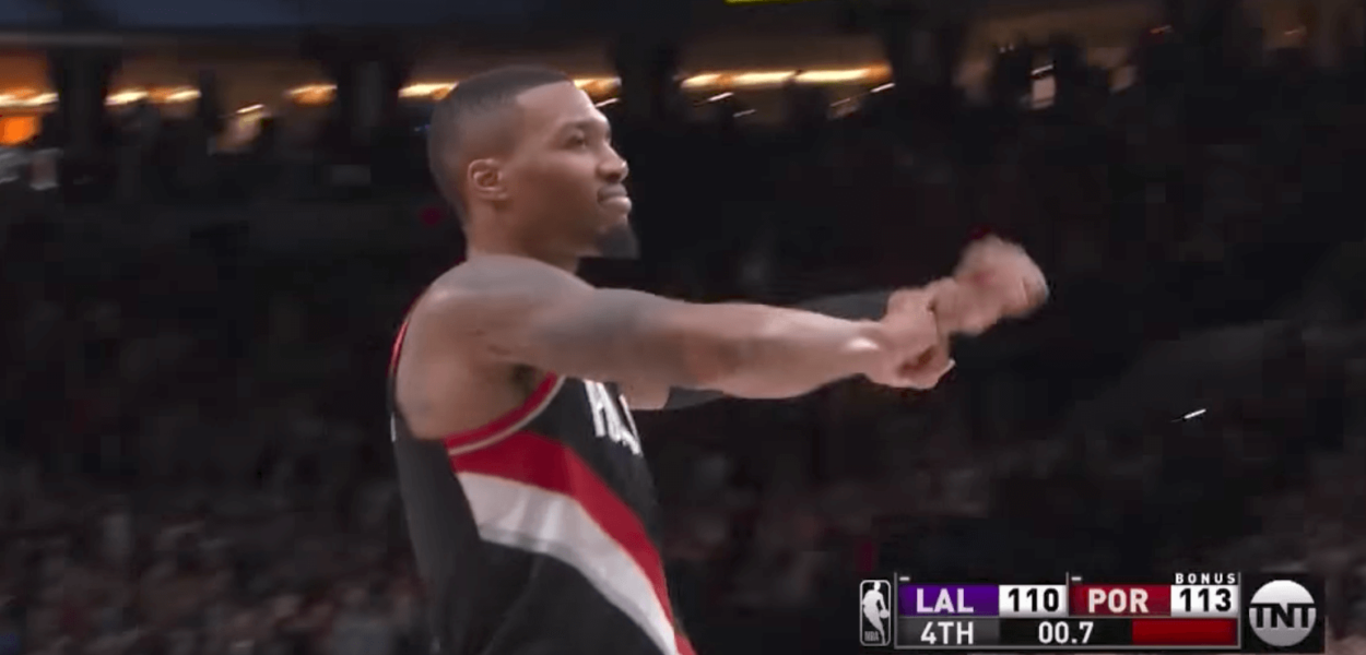 Damian Lillard Lakers 0.7s buzzer