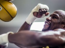 Mayweather Boxing Club - la véritable arène de sang et de larmes