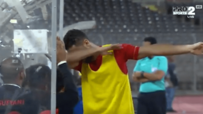 Un footballeur dab