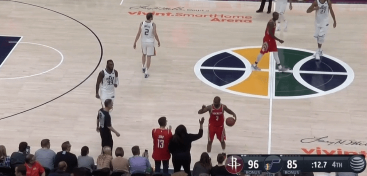Chris Paul mere Harden une perte de balle