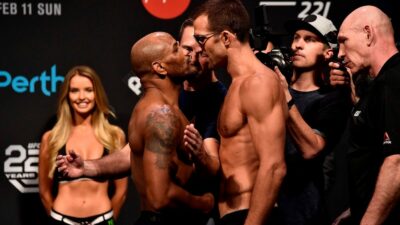 Yoel Romero Luke Rockhold Staredown
