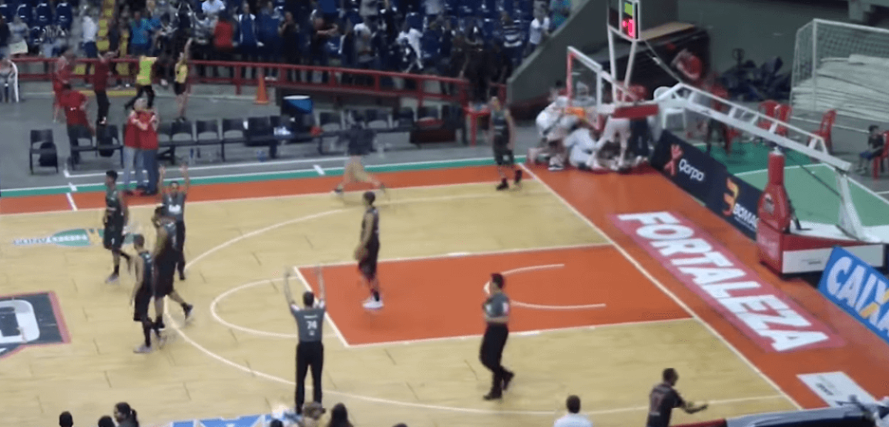 Boracini buzzer-beater trois-points