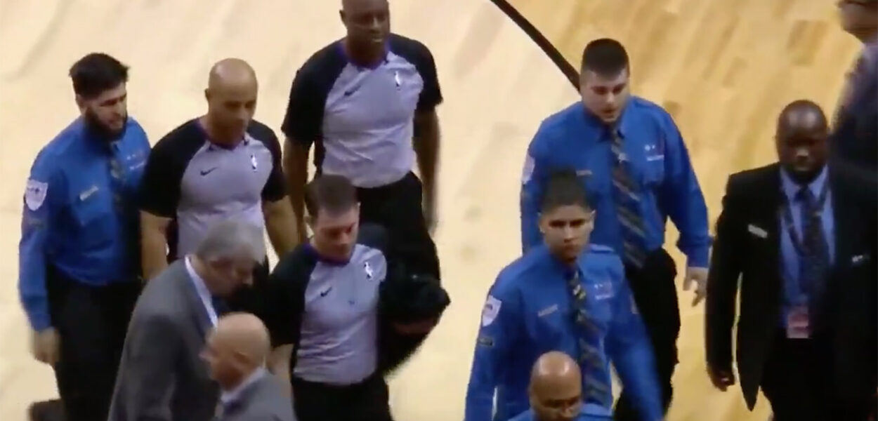Casey, DeRozan et Ibaka expulsés, les arbitres escortés par la sécurité