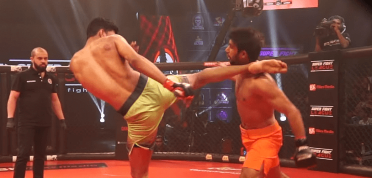 Sumeet Khade head kick KO