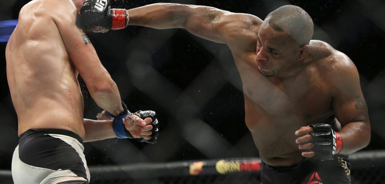 Daniel Cormier Alexander Gustafsson UFC