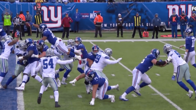 Saquon Barkley dunk