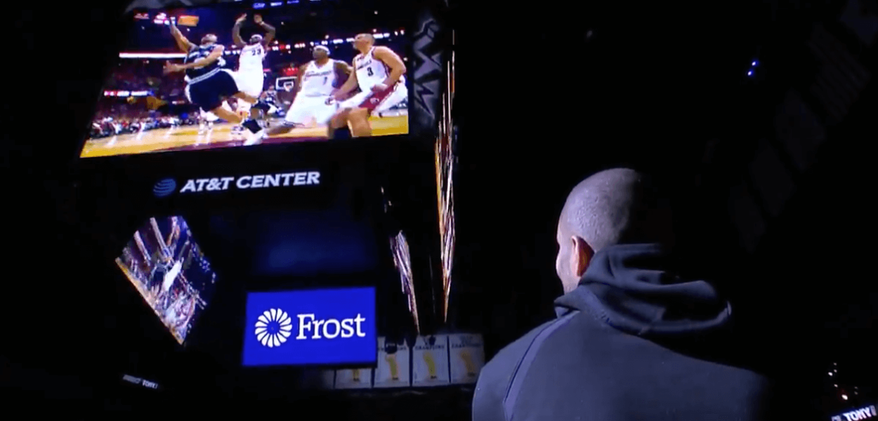 Tony Parker Spurs Charlotte Hornets