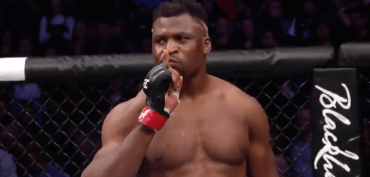 Francis Ngannou Cain Velasquez KO