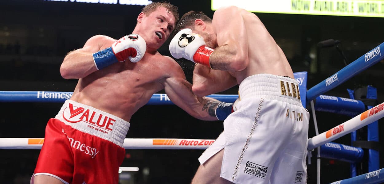 Canelo Alvarez Callum Smith decision unanime