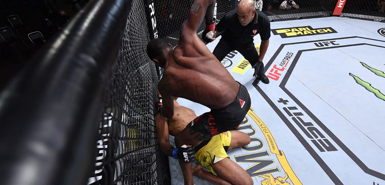 UFC 256: Holland v Souza