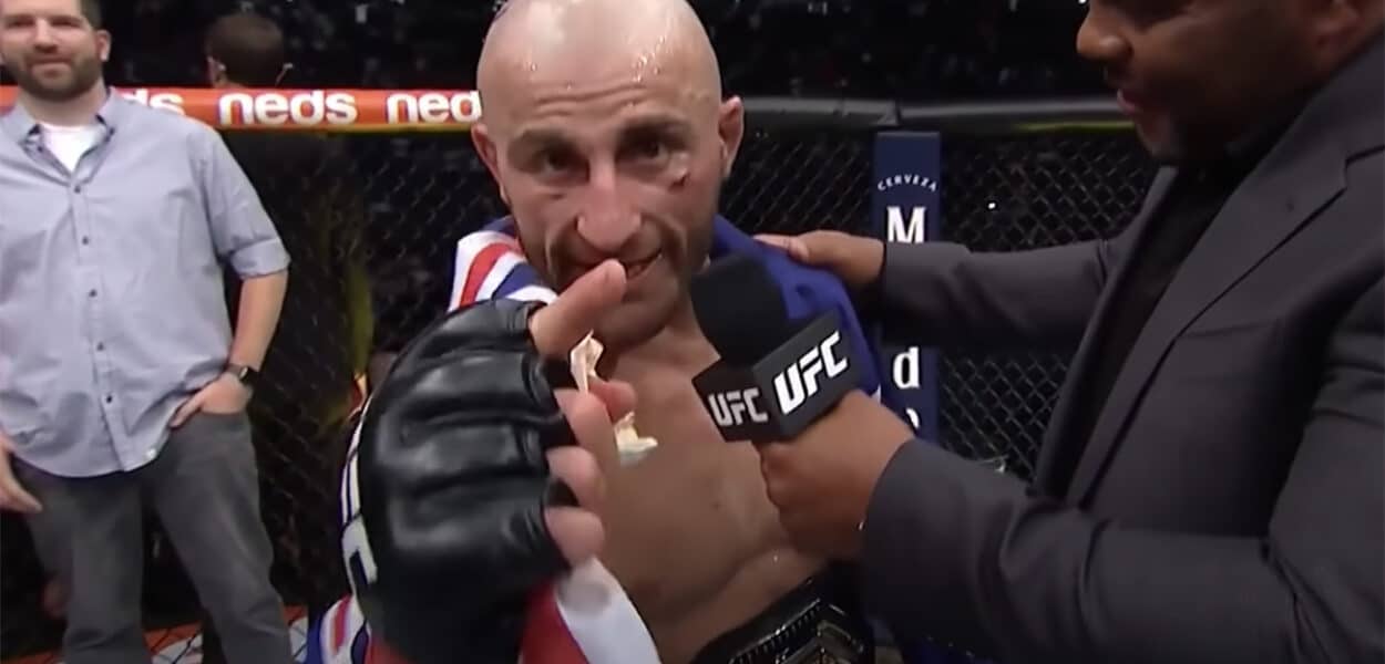 Alexander Volkanovski UFC 266 Conor McGregor