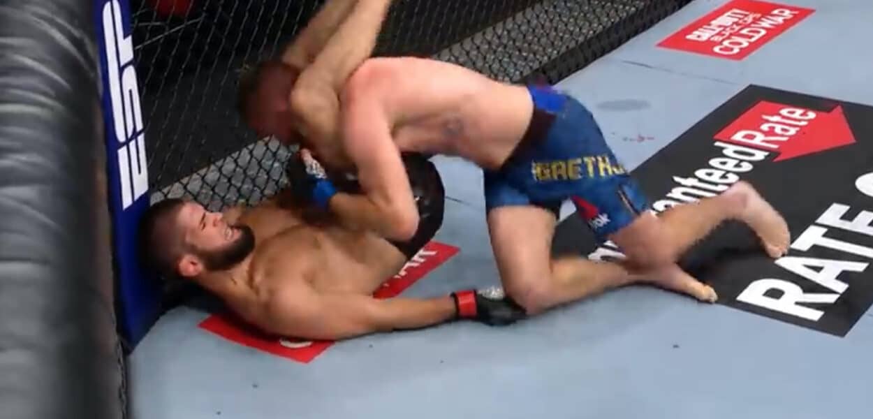 Khabib Nurmagomedov tacle Justin Gaethje
